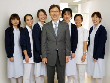 山本院長と女性スタッフ