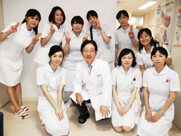 山本院長と女性スタッフ